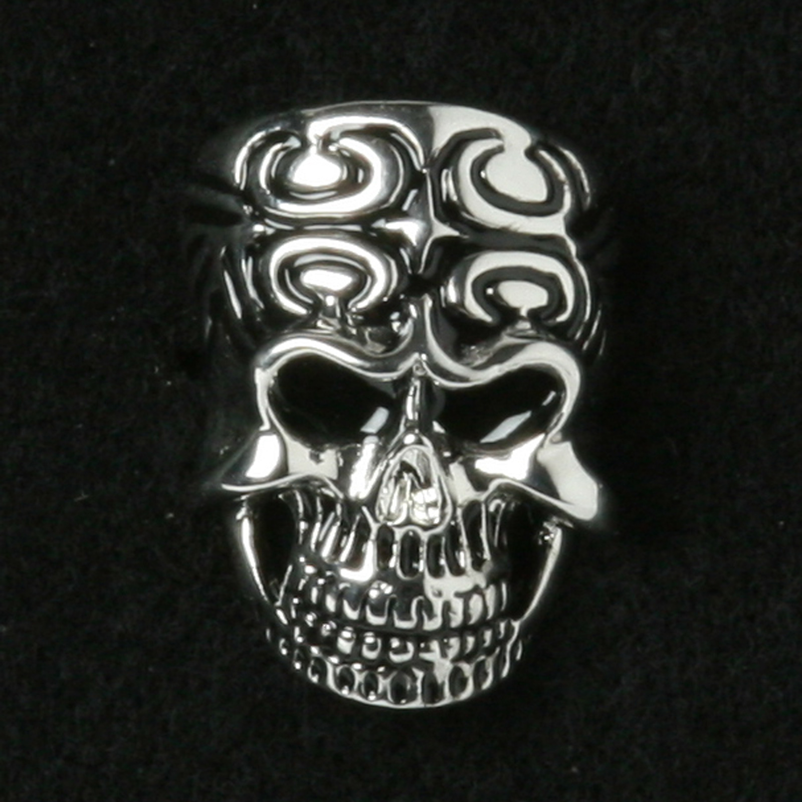 AMC Women's Skull with Brain Ring